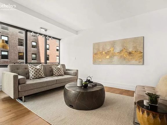 3rd image of 211 Madison Ave #7B