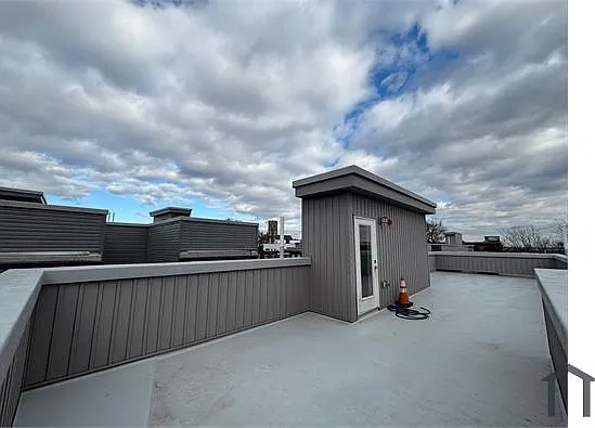 2252 N Delhi St #C — Photo 8