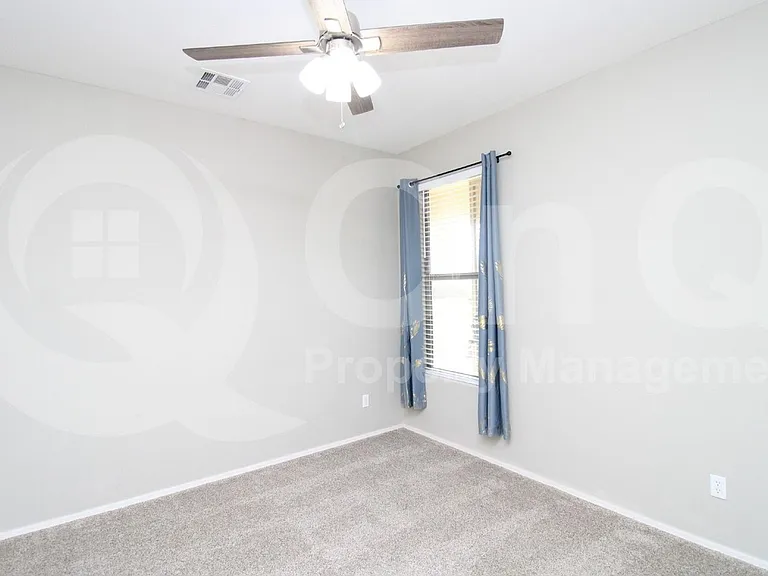 35916 W Catalonia Dr — Photo 16