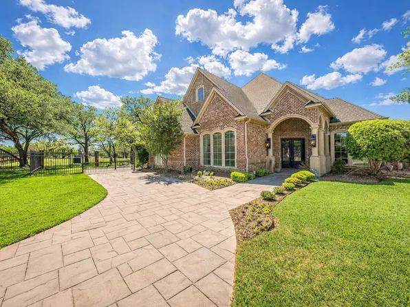 2726 Country Club Rd, Pantego, TX 76013