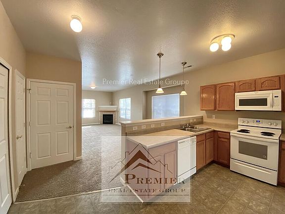 5th image of 1564 Monterey Rd Unit 100