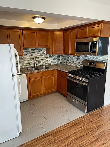 2307 N Fairview St #G Photo 1