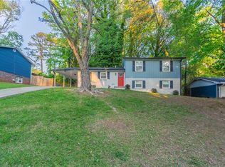 2046 Copperfield Cir, Decatur, GA 30035