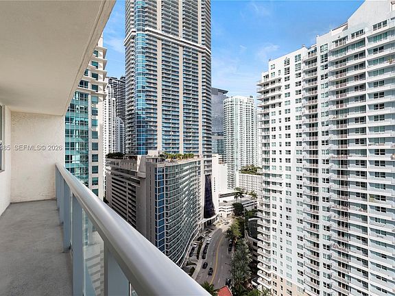 3rd image of 1155 Brickell Bay Dr APT 2206
