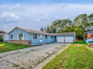 478 W 30th St, Holland, MI 49423