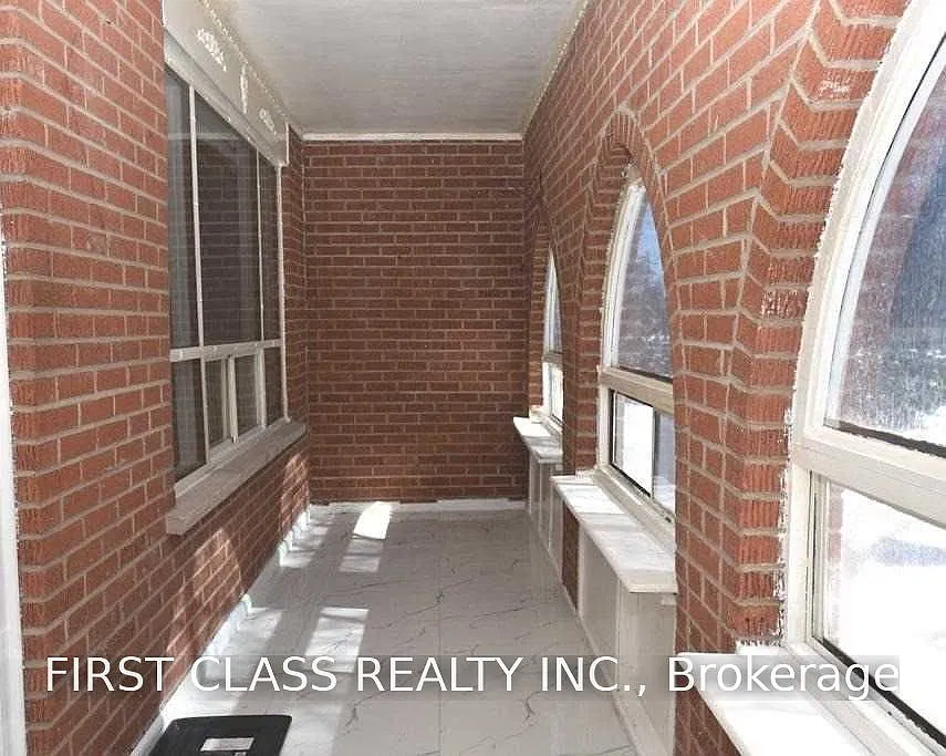 4 bed, $2,950 — Photo 3