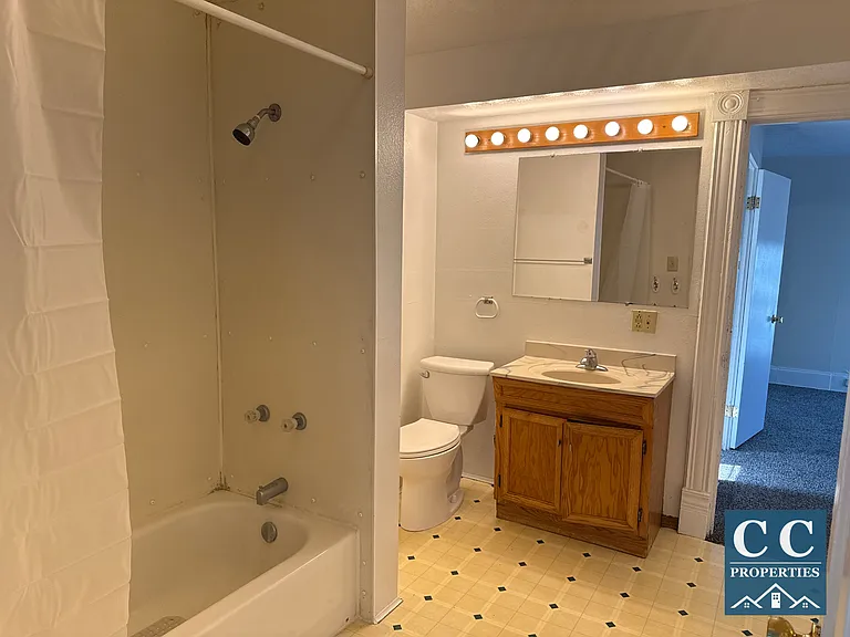 4515 4th Ave #2 — Photo 5