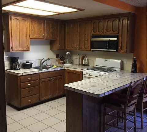 2nd image of 15558 Ethel St