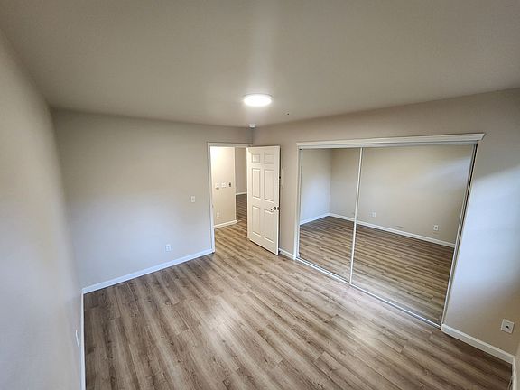 5th image of 3350-3392 Rockview Pl #1