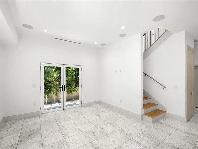 13908 Collins St #13908 — Photo 10