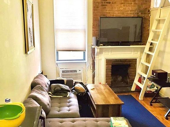 4th image of 67 W 73rd St APT 2E
