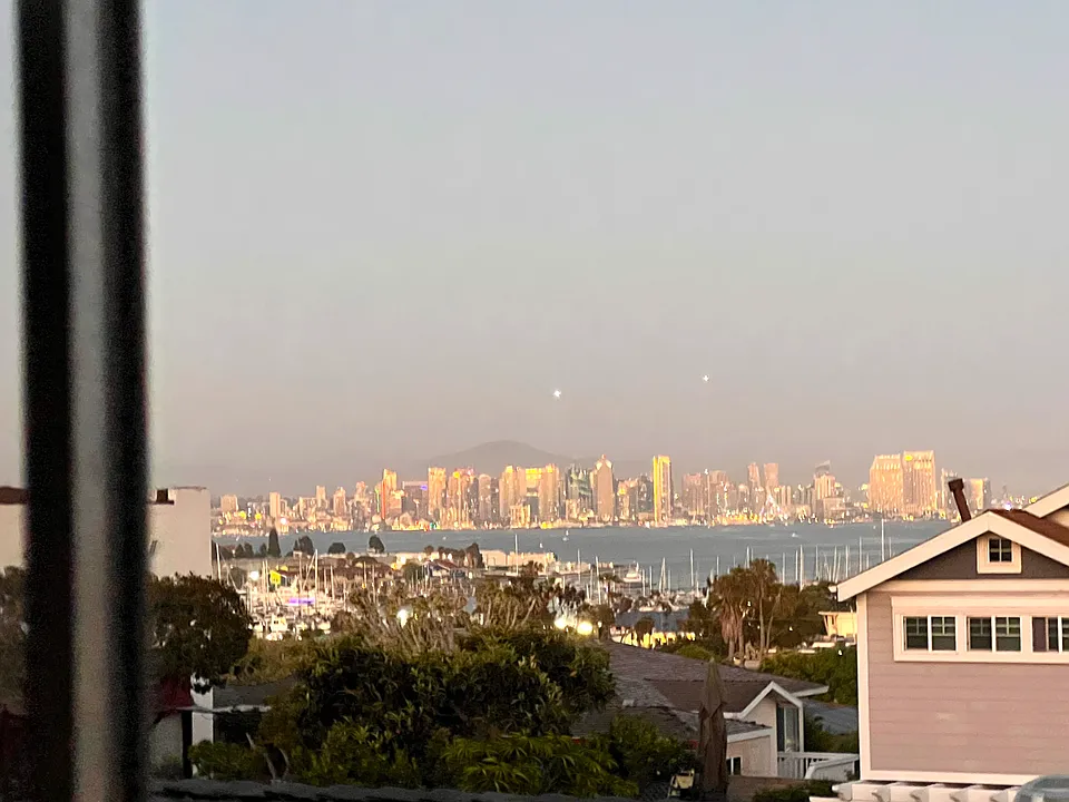 3312 Avenida De Portugal