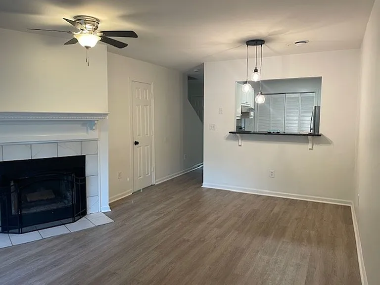 32 Huntsfield Dr #B — Photo 30