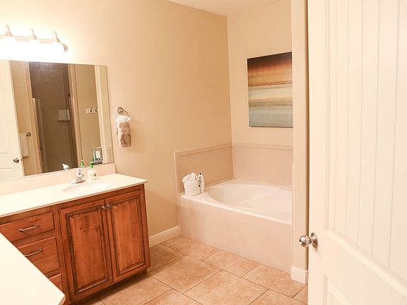 4th image of 1845 W Canyon View Dr APT 2109