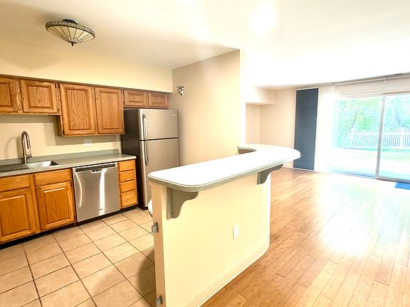 5th image of 26 Lions Ln Unit 26