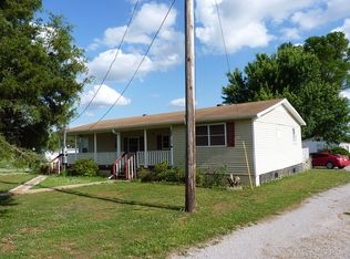 1362 Bobo Section Rd, Hazel Green, AL 35750