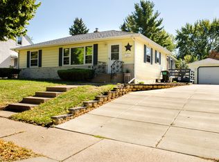 1696 Conway St, Saint Paul, MN 55106