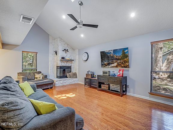 2nd image of 11224 SOUTHBURY Place
