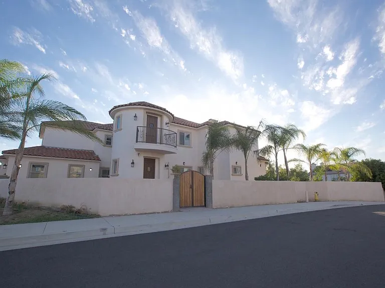 40351 Heirloom Ct — Photo 2