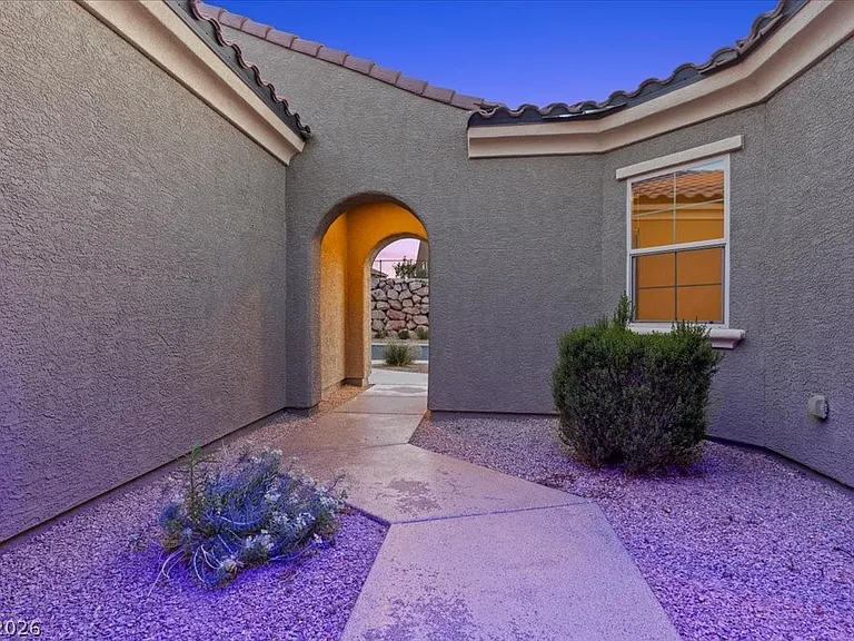 1322 Serenity Ridge Ct — Photo 4