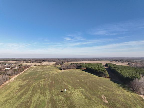 4th image of 2260 Hall Dr