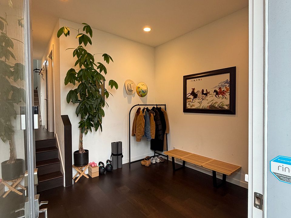 Flex Space, Den, Office