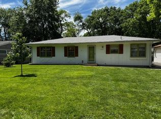 8234 Madison Ave, Kansas City, MO 64114