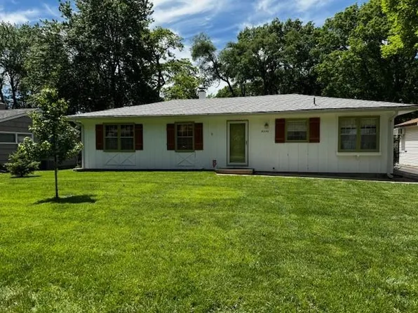 8234 Madison Ave, Kansas City, MO 64114
