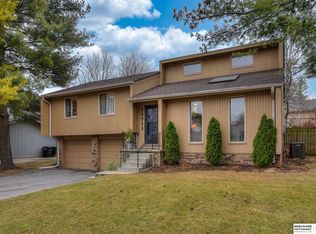 12711 Erskine St, Omaha, NE 68164