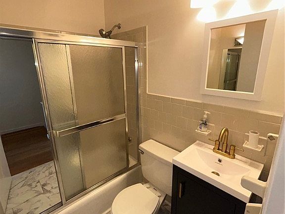 5th image of 701 N Hamilton St APT F