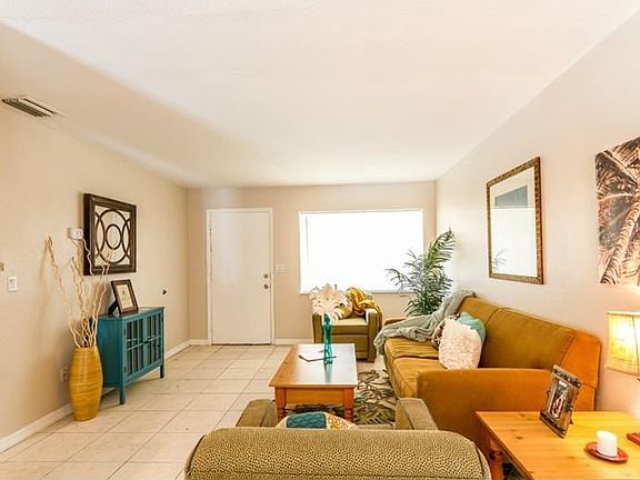 5th image of 8011 Winston Ln