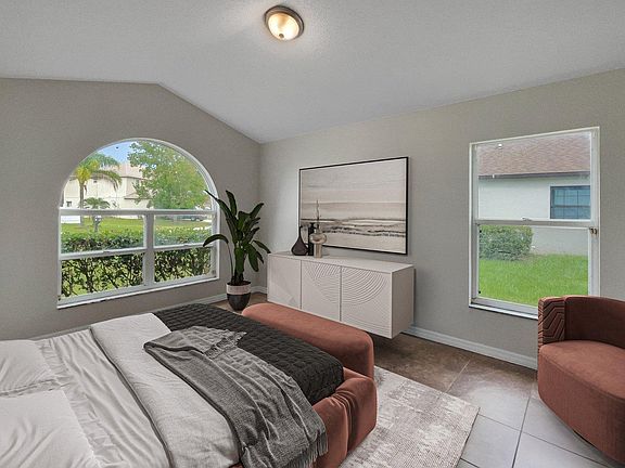 2nd image of 761 Toulon Dr