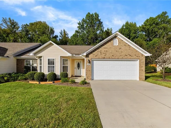 3731 Tartan Ln, Burlington, NC 27215