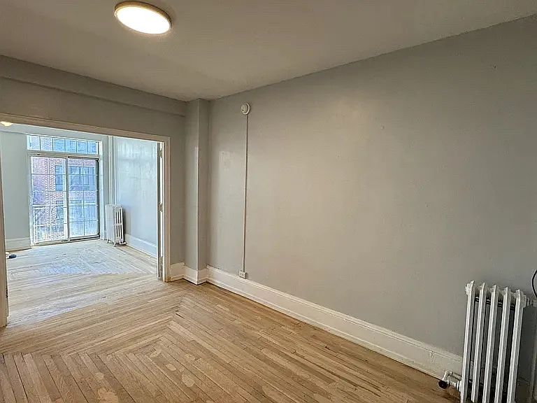 941 W Hamilton Street — Photo 7