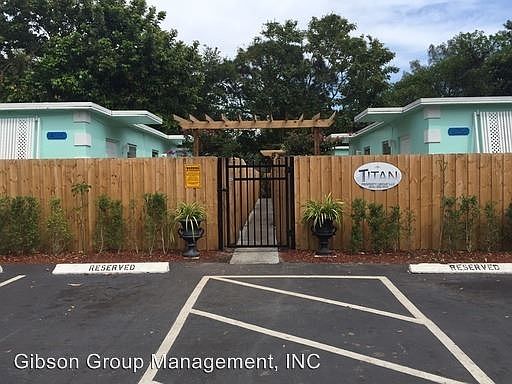 5th image of 426 NW 14th Ave APT 7