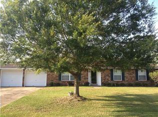 2320 Norris Cir, Gulfport, MS 39503