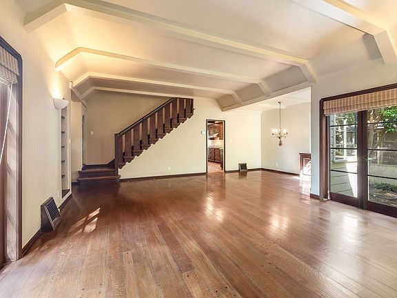 5th image of 1434 Fernwood Dr