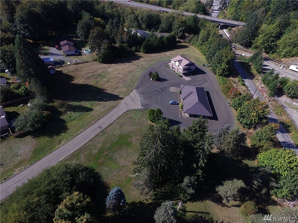 1st image of 2144 W Railroad Ave