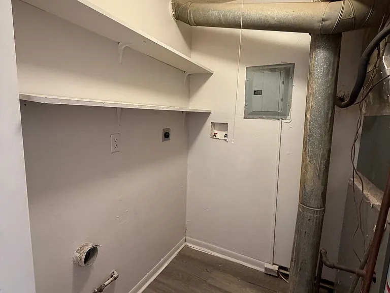 6504 Ravena Rd — Photo 11