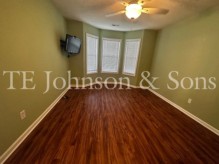 108 Greenway St — Photo 10