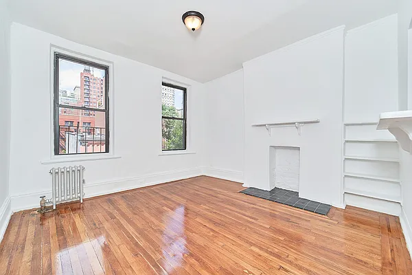 Rented by Living New York | media 12