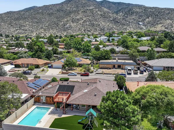 2821 Palo Alto Dr NE, Albuquerque, NM 87112