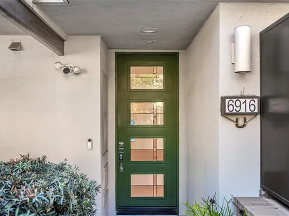 6916 Lexington Ave, Los Angeles, CA 90038