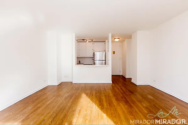 Rented by Mirador Real Estate | media 19