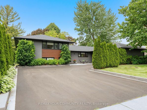 48 Royal Rd, Aurora, ON L4G 1A9