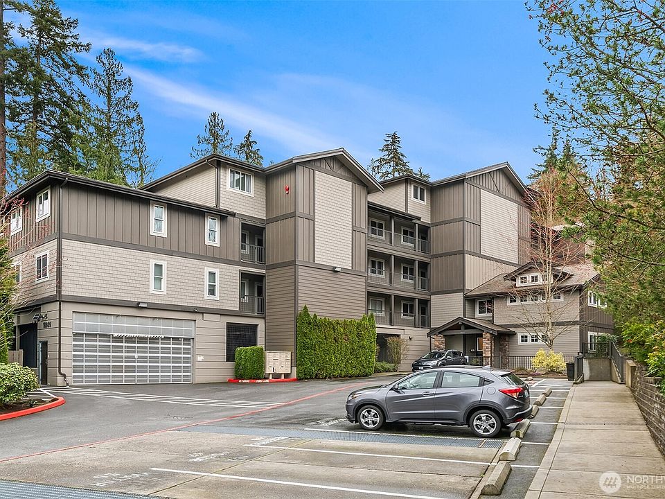 1st image of 18609 SE Newport Way #104