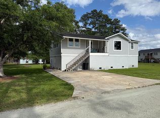 57 Mercer Dr, New Bern, NC 28556
