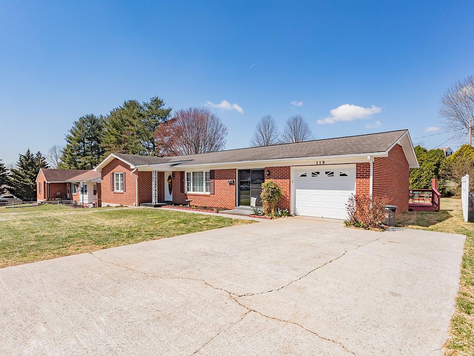 1st image of 119 Park Dr