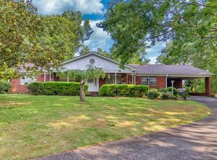 745 Honeysuckle Rd, Gainesville, GA 30501