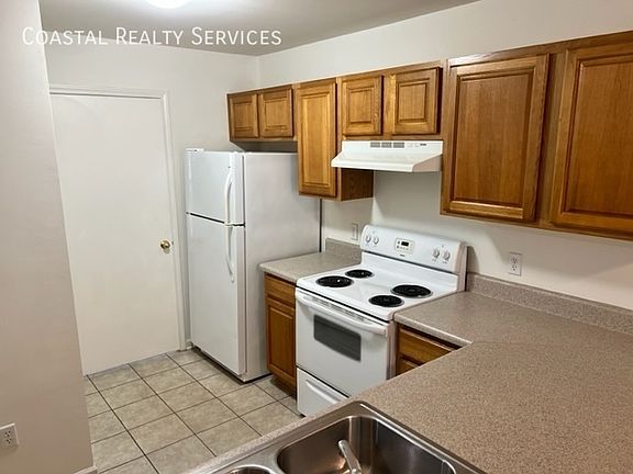 4th image of 1808 Treeline Ct